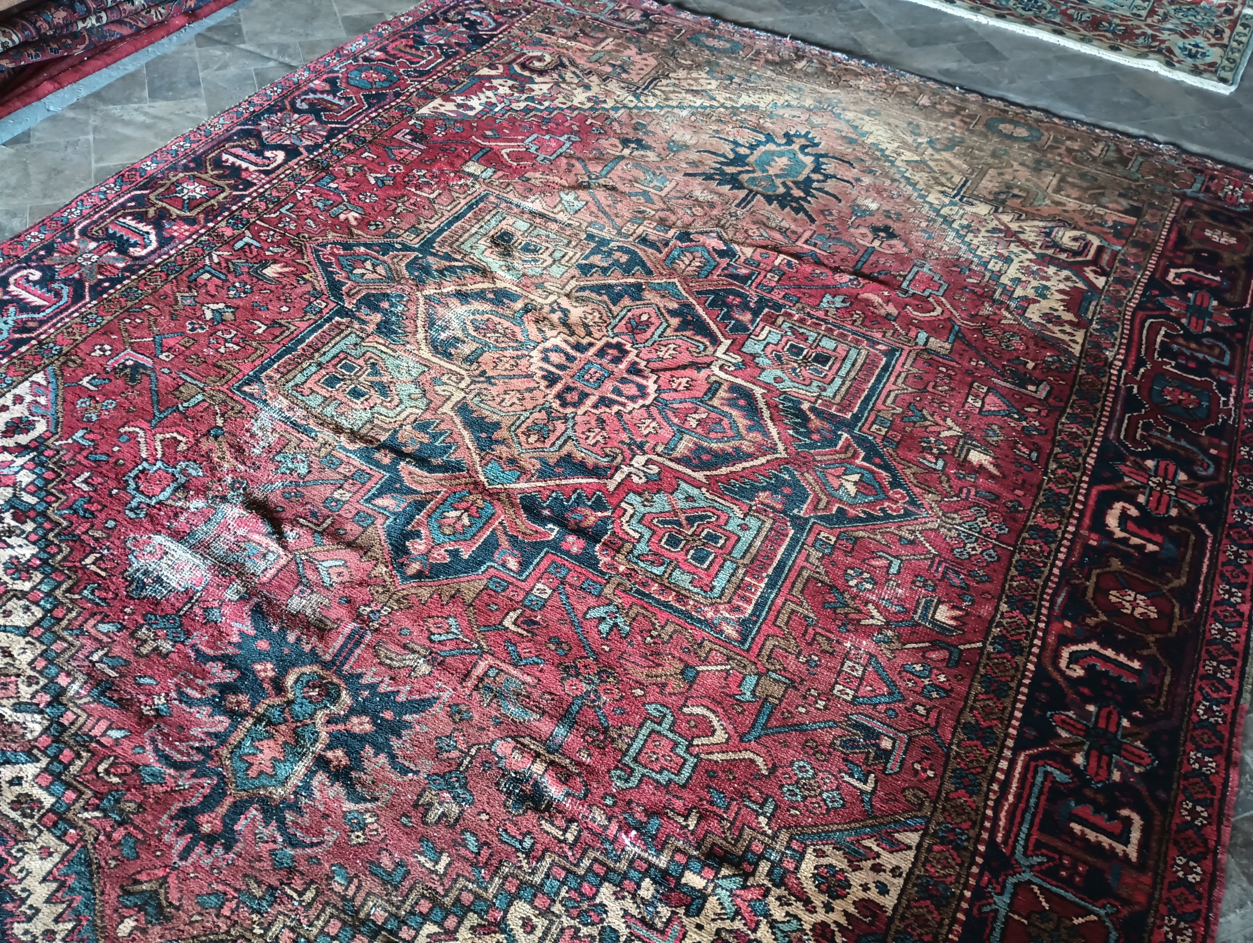 9 x 13 Antique Persian Heriz Rug 52634