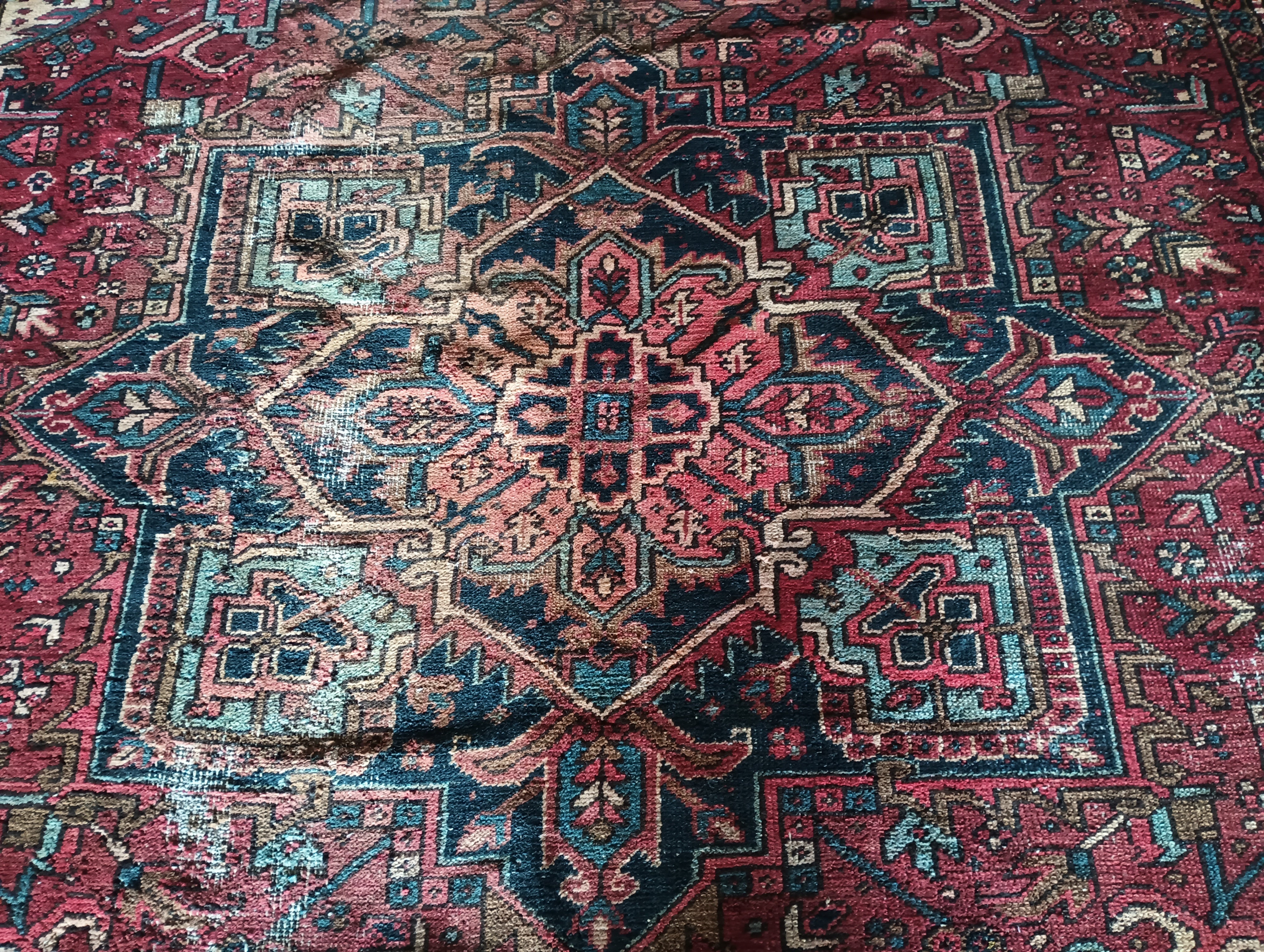 9 x 13 Antique Persian Heriz Rug 52634